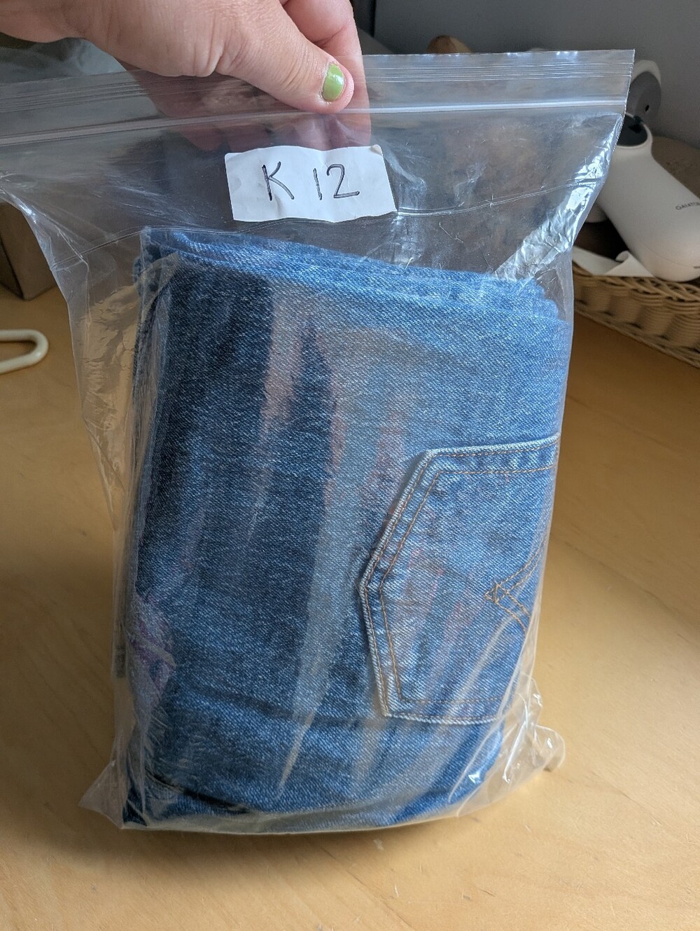 LEVI'S Ribcage Straight Ankle Jeans Size 26x27 Straight Leg 99% Cotton Classic - Picture 14 of 14